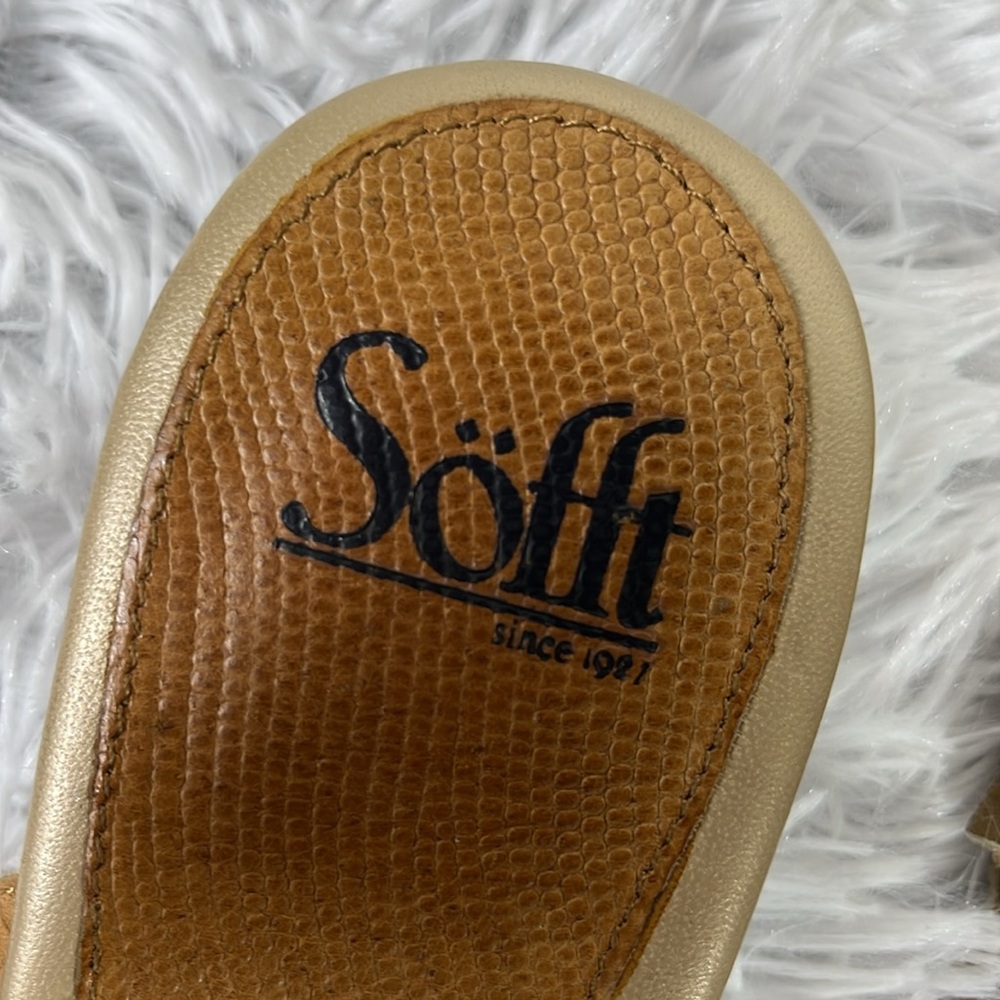 SOFFT Studded Beige Sandals - Picture 8 of 8